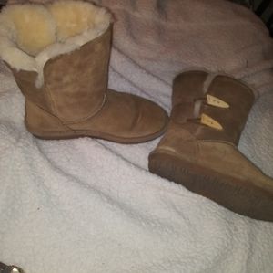 Bear Paw Abigail Boots 9
